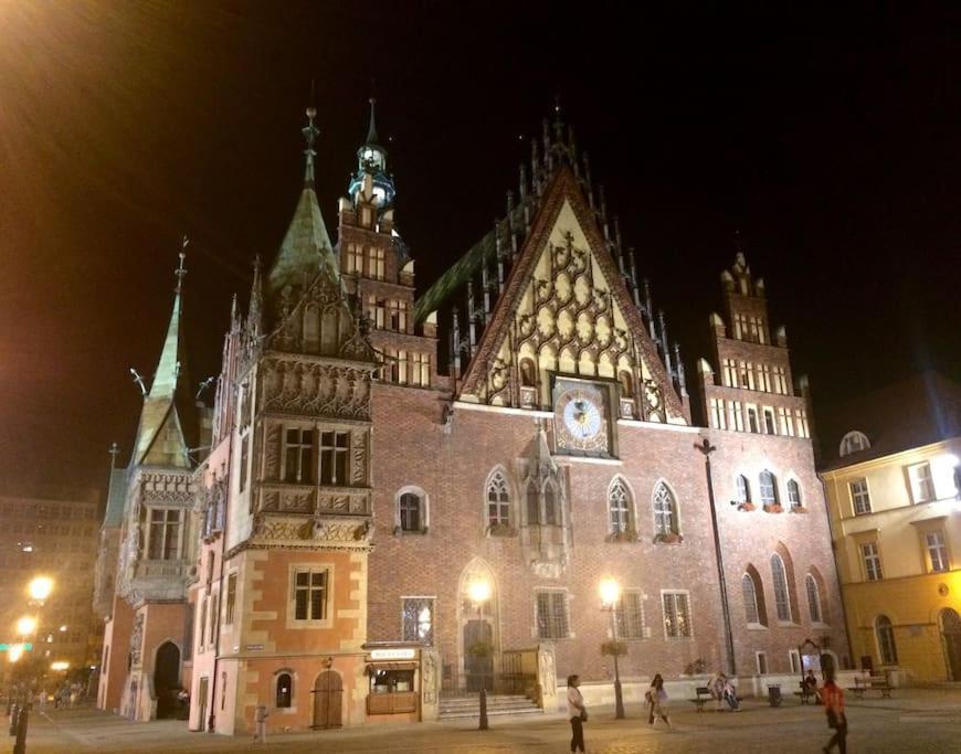 4 Pokoje - 86 M2 - 300 M Od Rynku Wrocław Exterior foto